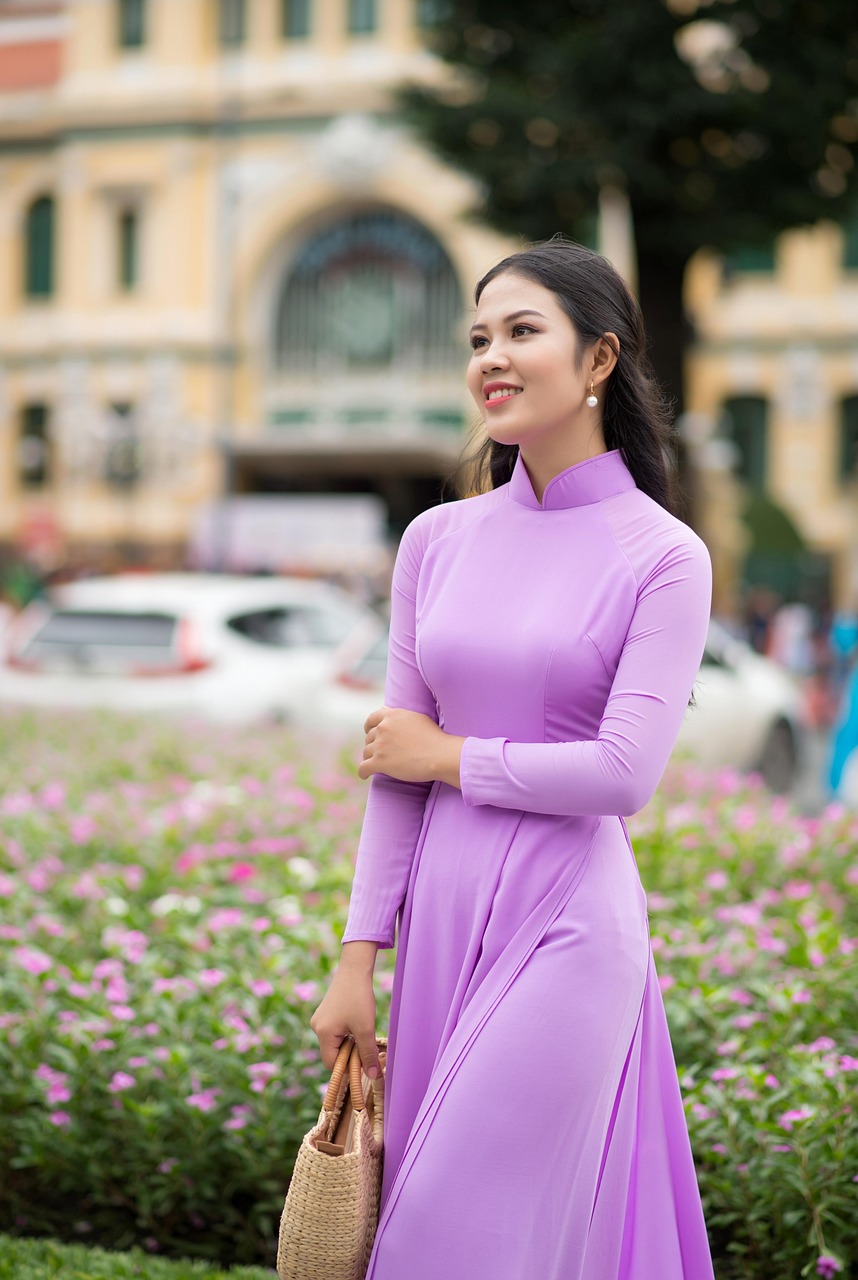 Có Nên Đầu Tư Chứng Khoán? Lợi Nhuận, Rủi Ro