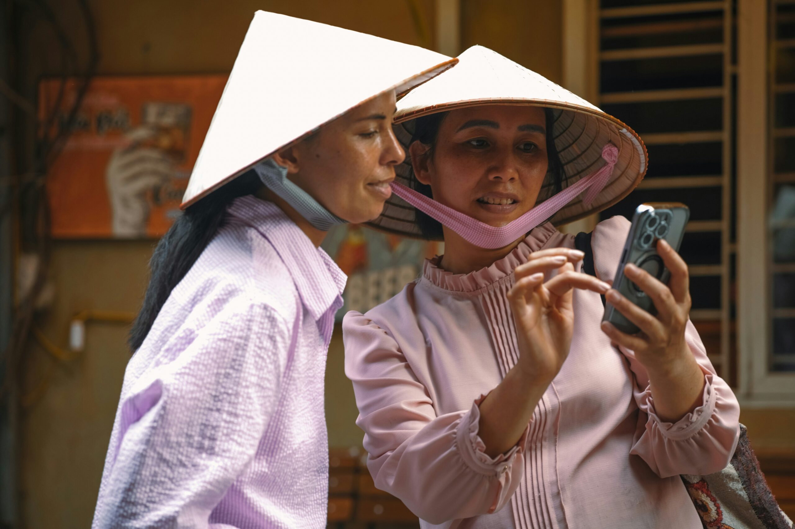 Có Nên Đầu Tư Chứng Khoán? Lợi Nhuận, Rủi Ro